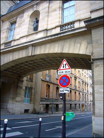 P1930701
