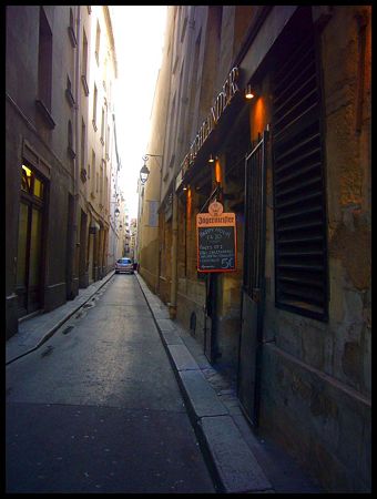 P1990738