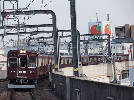 阪急3000系急行 阪急宝塚線豊中駅2