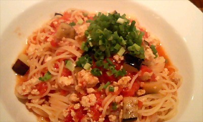 茄子と味噌のパスタ@Cafe de Fariniere
