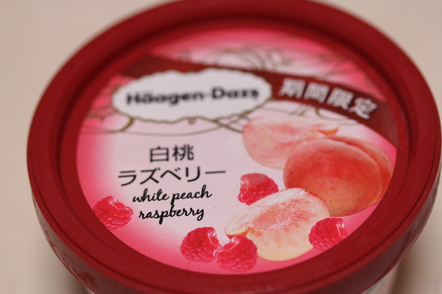 Haagen-Dazs white peach raspberry（ハーゲンダッツ 白桃 ラズベリー）期間限定 1