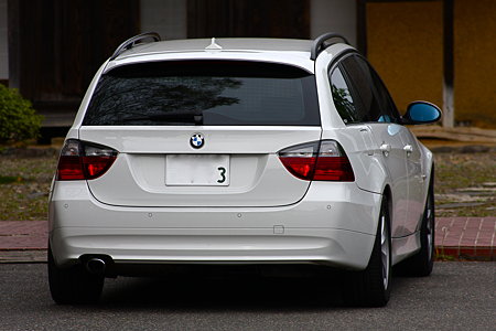 320i Touring-2