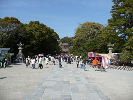 090403-八幡様 (1)