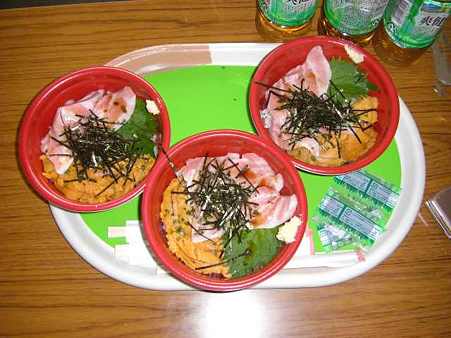 ウニとろ丼