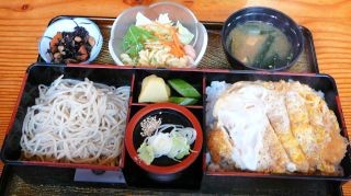 そばカツ重セット.jpg