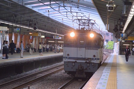 石川町駅回送EF65修正版