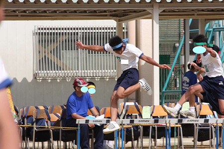 飛んでる~~