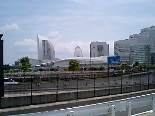 090504 横浜駅方面から見た みなとみらい