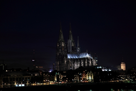 ケルン大聖堂 夜景