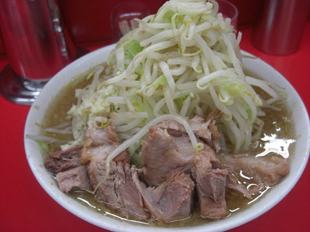 ラーメン二郎松戸駅前店>